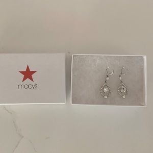 Vintage style earrings.